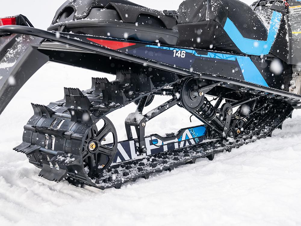 M ALPHA ONE | Arctic Cat